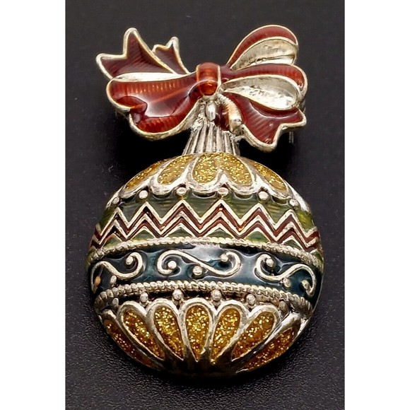 Vintage Christmas Ball Ornament Brooch Pin Ribbon Signed NR Enamel Silver Tone - Picture 7 of 12